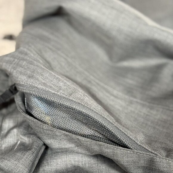 Y2K Oakley Gray Ski Jacket - Picture 9 of 11